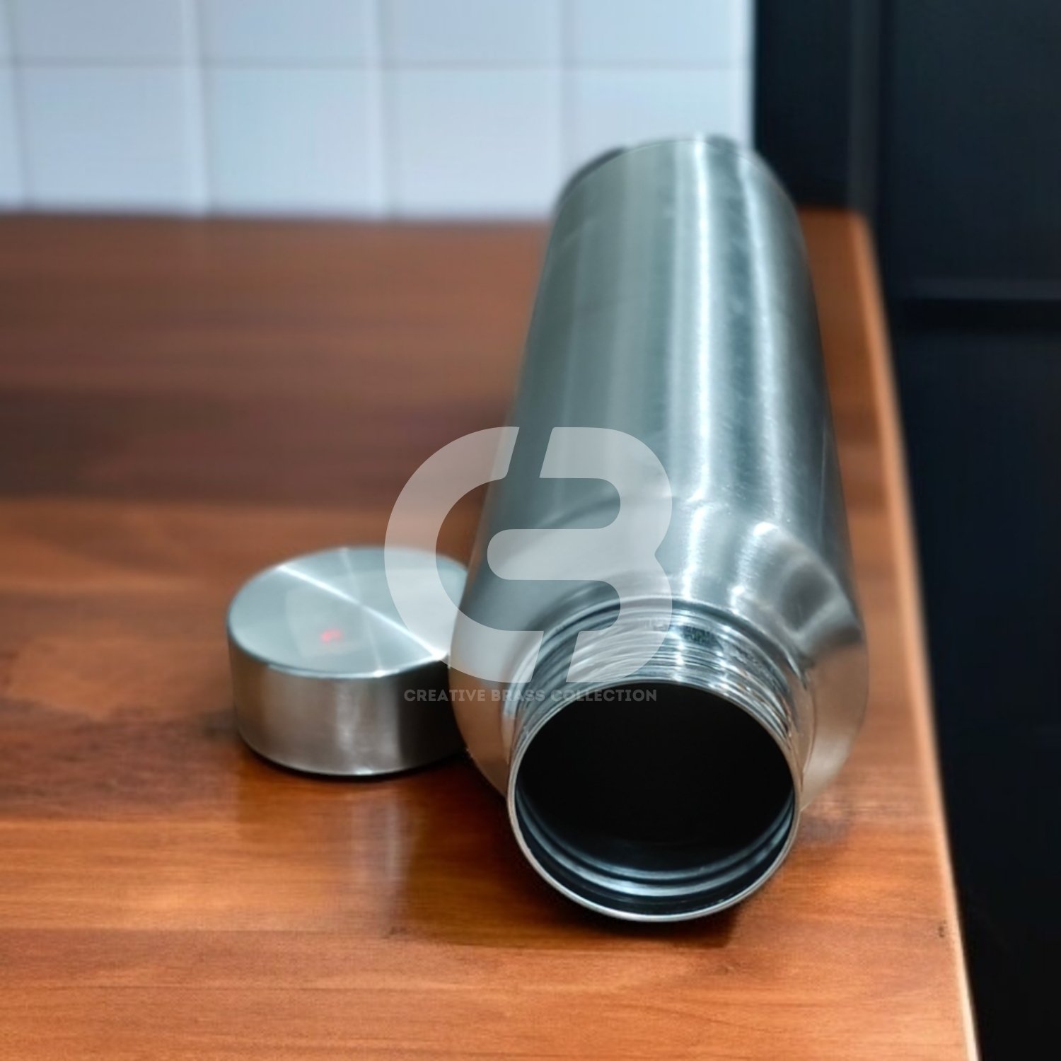 Stainless Steel Slim Water Bottle, 26 cm height, 7.5 cm diameter, 180 gm weight